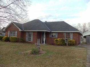 162 Pecan Cir, Millbrook, AL 36054