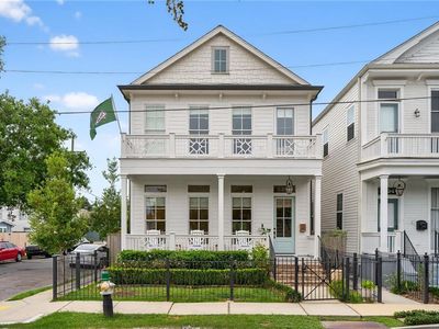 5300 Constance St, New Orleans, LA, 70115