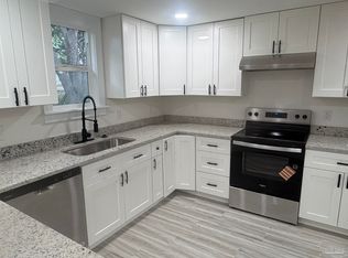 916 Brookhills Dr, Cantonment, FL 32533