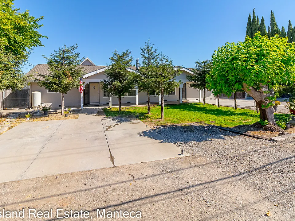 3005 W Lathrop Rd #1