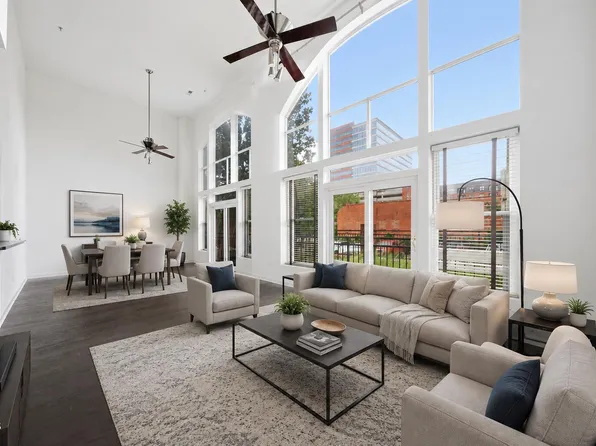 200 S Dawson St APT 111, Raleigh, NC 27601