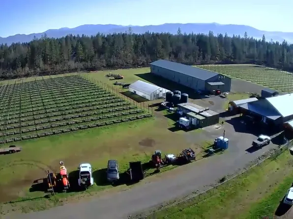 3160 Rockydale Rd, Cave Junction, OR 97523