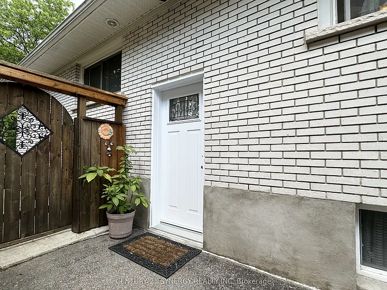 1236 Clyde Ave #2 — Photo 3