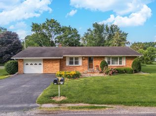 410 E Fifer St, Colfax, IL