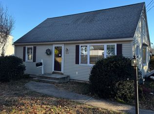 315 Gravel St, Meriden, CT 06450