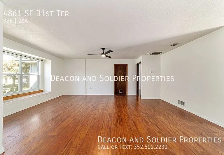4861 SE 31st Ter — Photo 5