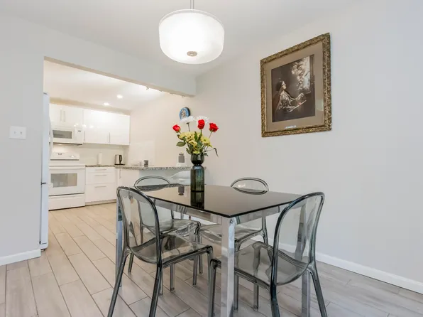 171 Pine Street #1N, Portland, ME 04102