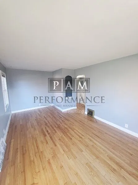 Building Photo - 3156 N 75th St