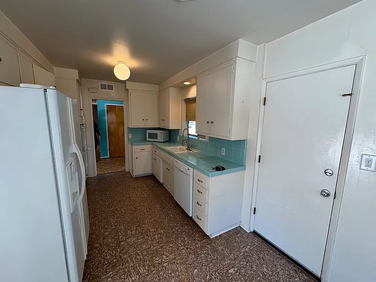 8554 Hanna Ave — Photo 4
