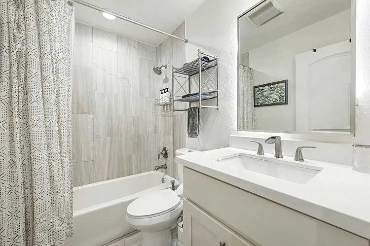 6507 Highpoint Cv — Photo 20