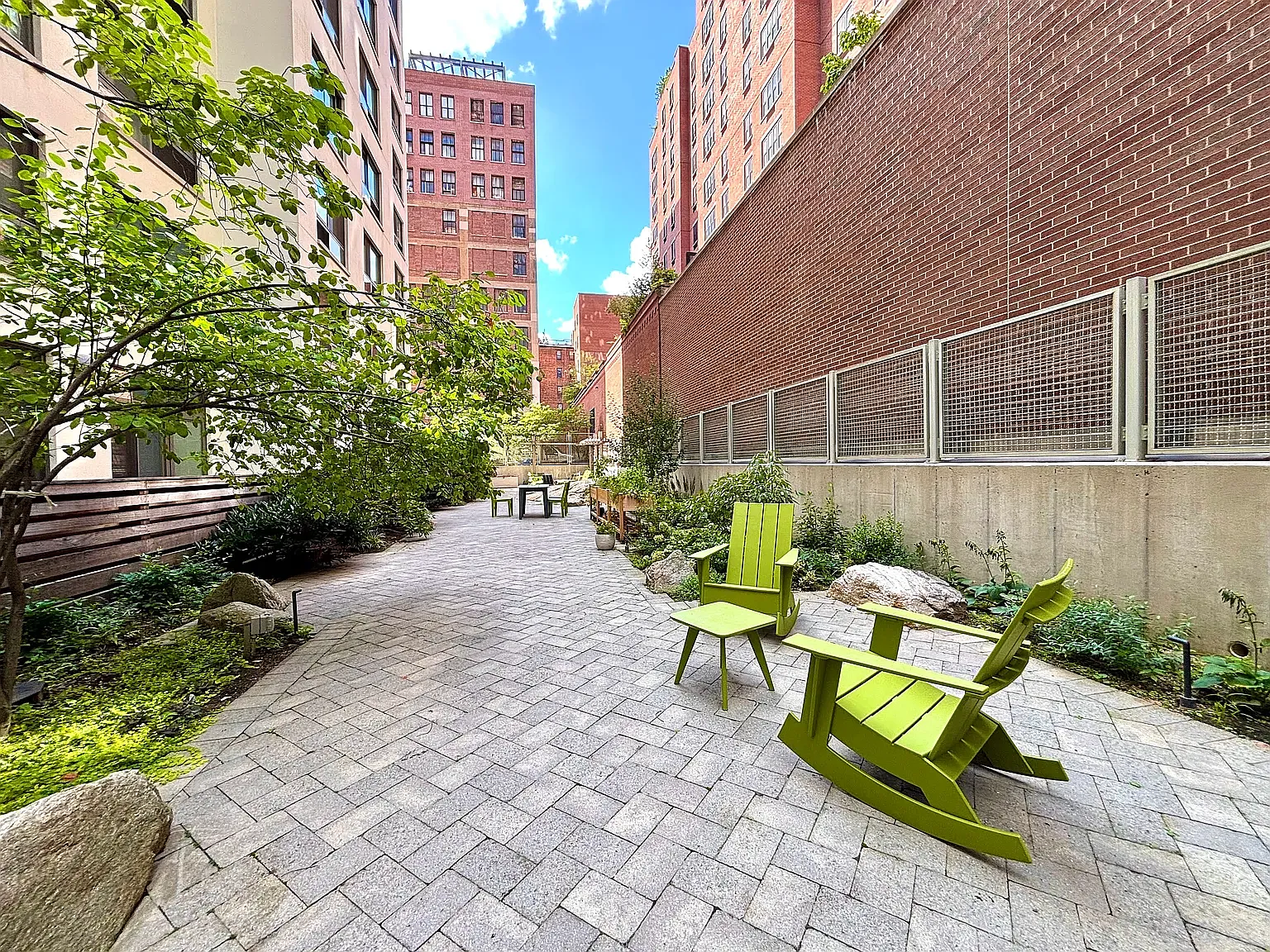 535 West 52nd Street — Photo 3
