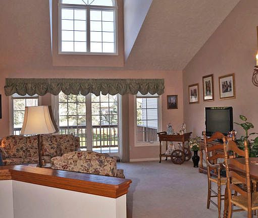 5th image of 630 Burgenstock Dr #1