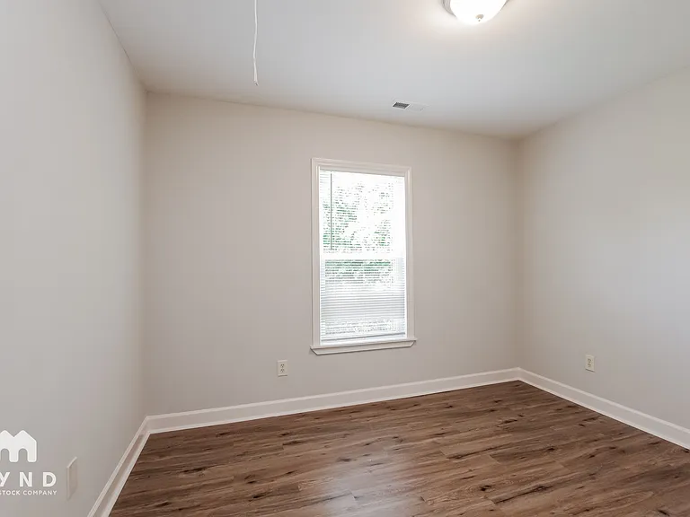 1020 Alston Hill Dr — Photo 11