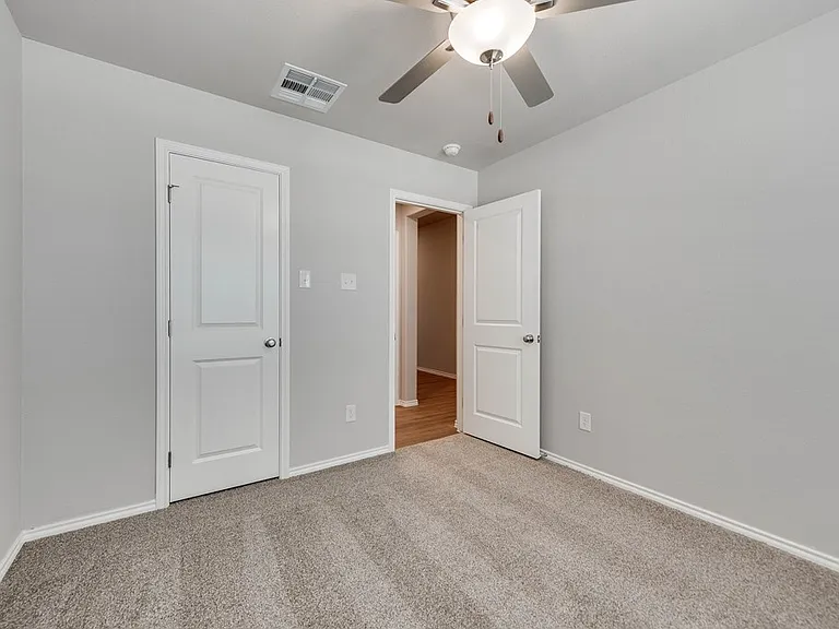 8213 E County Road 111 — Photo 17