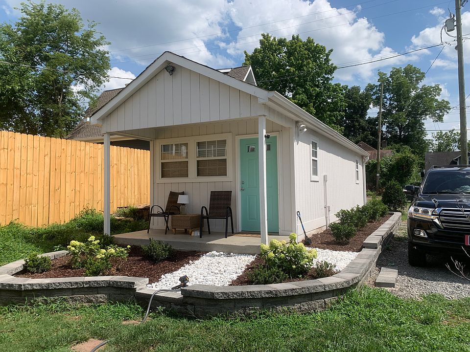 1st image of 4605 Elkins Ave