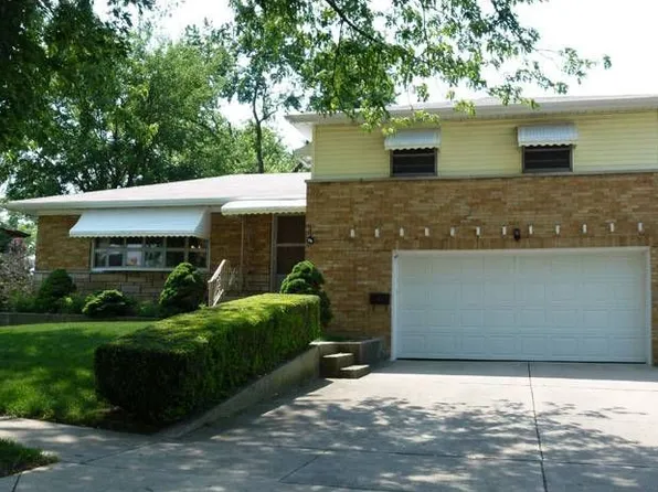 1520 Grant St, Melrose Park, IL 60160
