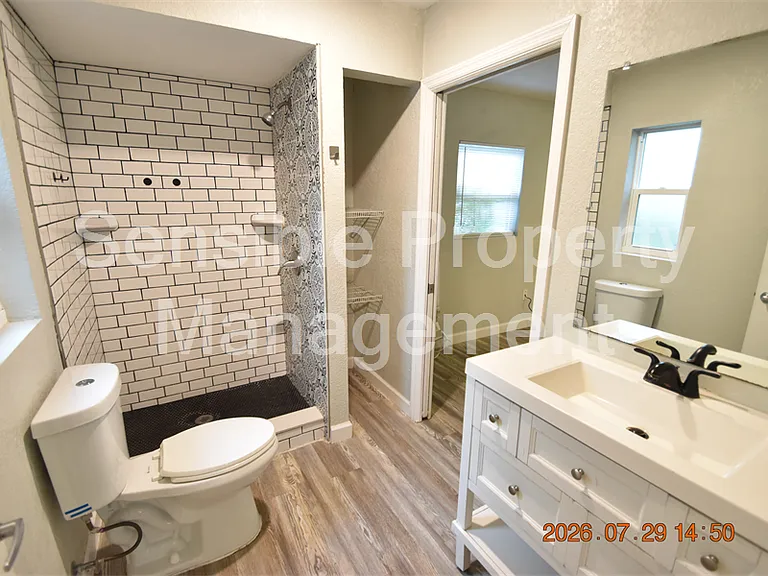 419 Stremma Rd #5 — Photo 13