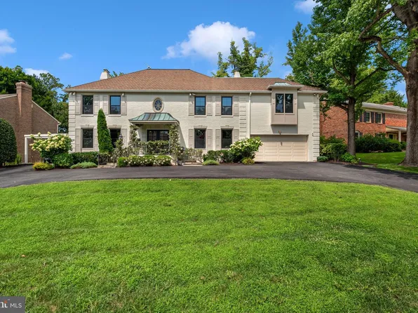 6508 Kenhill Rd, Bethesda, MD 20817