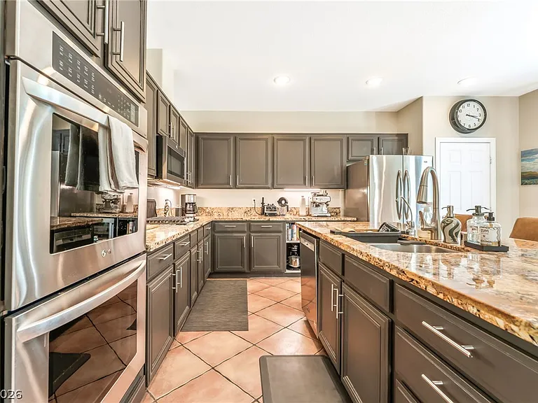 617 Baysville Ct — Photo 10