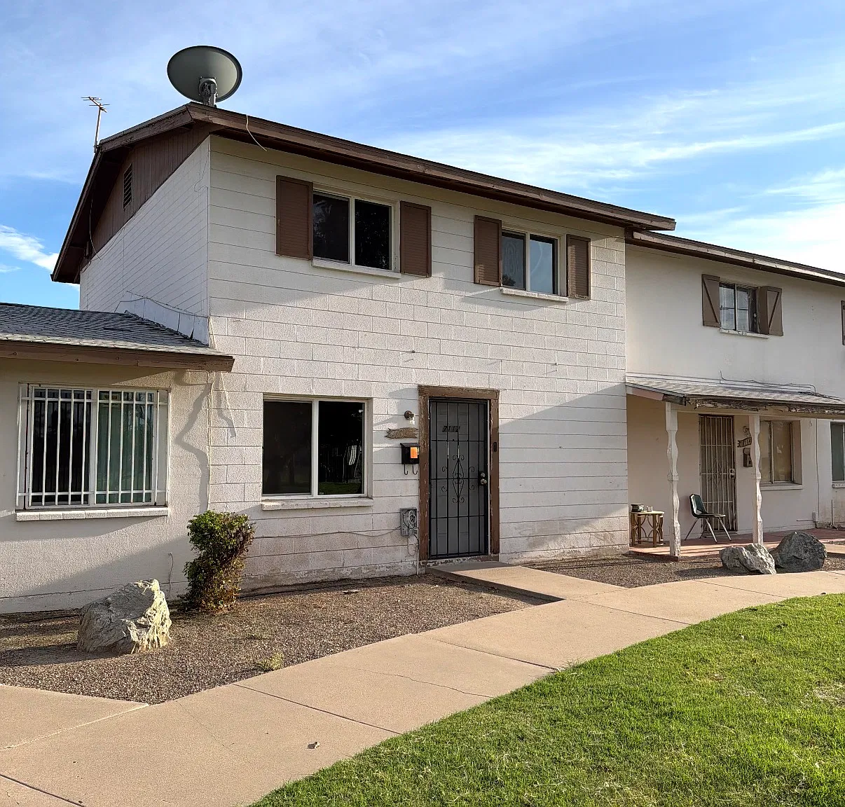 3 bed, 1170 sqft, $1,700 — Photo 1