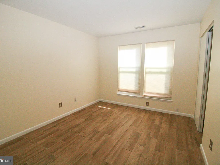 11325 Halethorpe Ter #207 — Photo 14