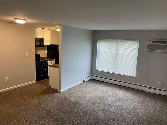 3rd image of 2545 Montana Ave #3