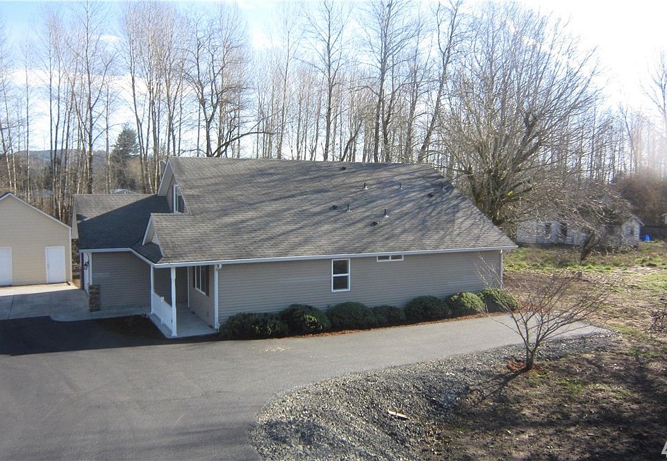 1st image of 1408 S River Rd