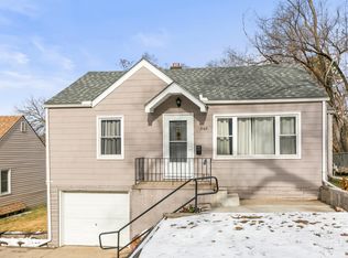 3164 Ida St, Omaha, NE 68112