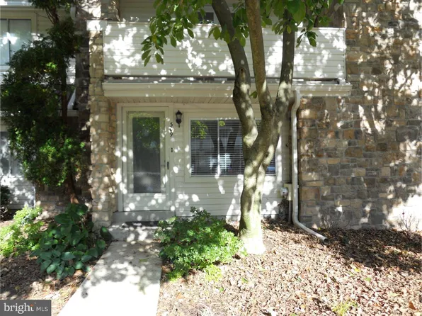 309 Headhouse Ct, Wayne, PA 19087