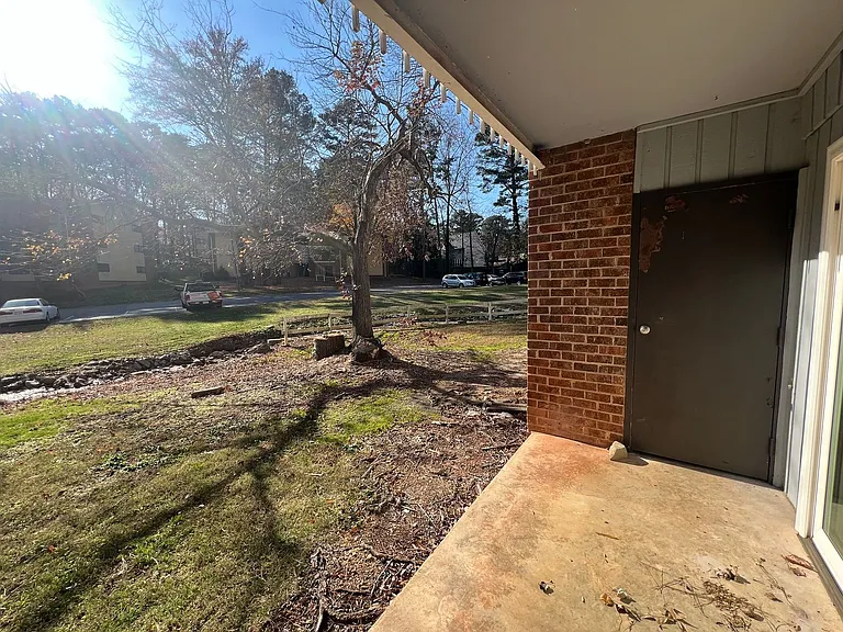 1014 Sandlin Pl #B — Photo 13