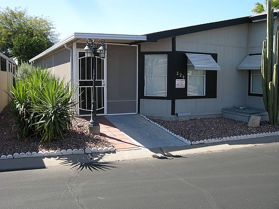 handicap access to porch