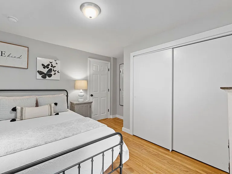 31 Water St #1 — Photo 34