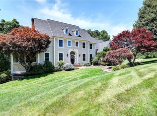 65 Pheasant Xing, Glastonbury, CT 06033