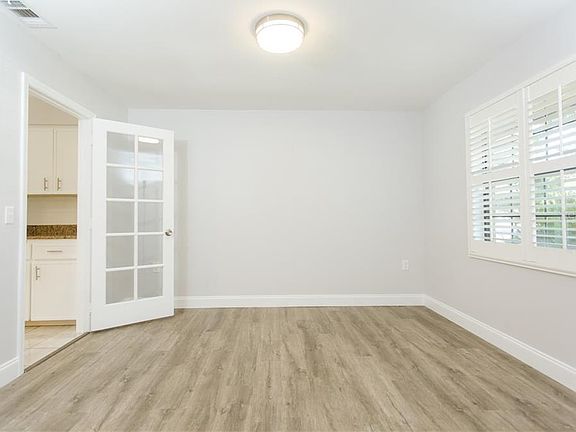 4th image of 5043 Caspian Ct