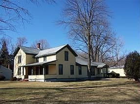 2nd image of 5365 Church St