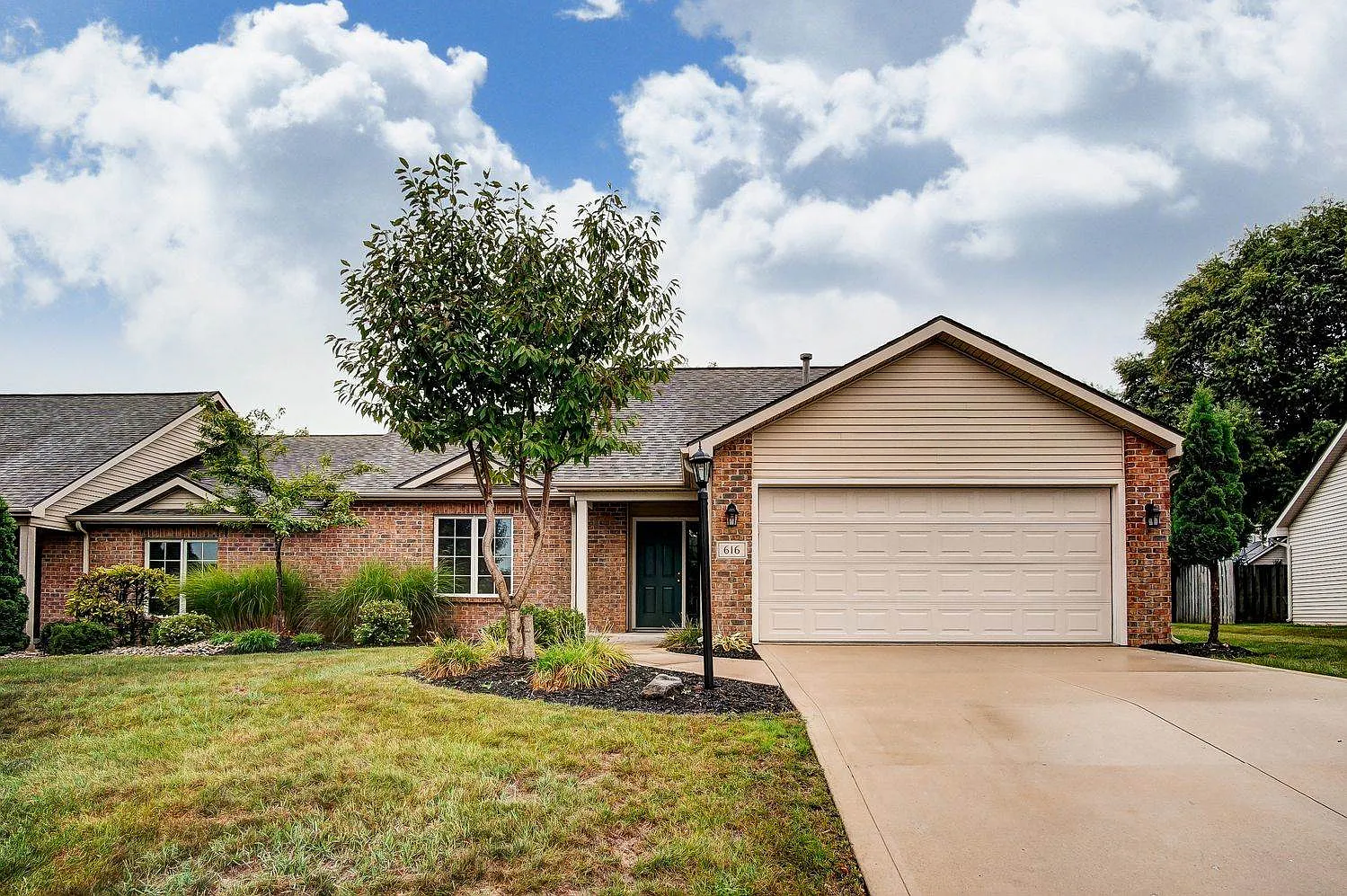 616 Tattersholl Ct photo 1