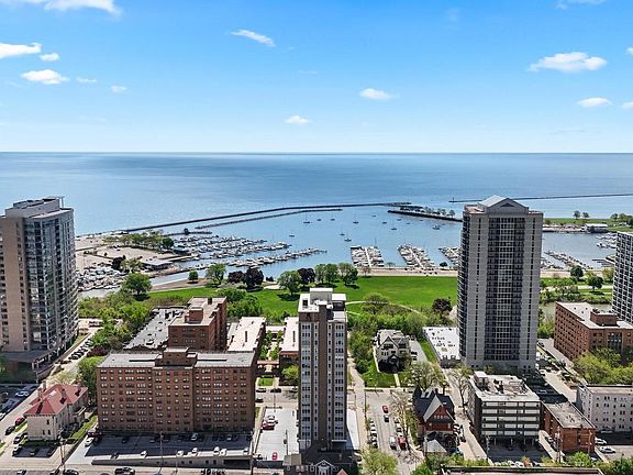 2nd image of 1707 N Prospect AVENUE #7E