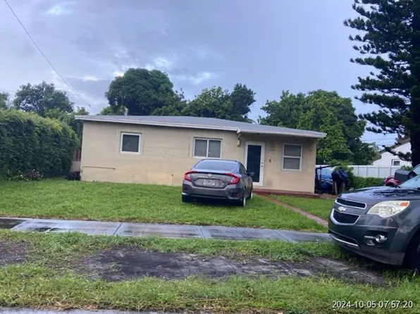 15840 NE 14th Ct, North Miami Beach, FL 33162