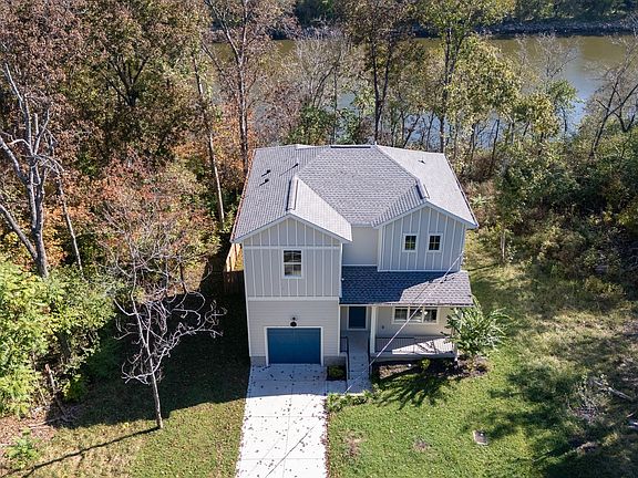 2nd image of 294 Rio Vista Dr