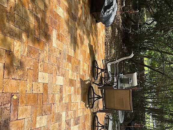 4th image of 2866 NW 9th St