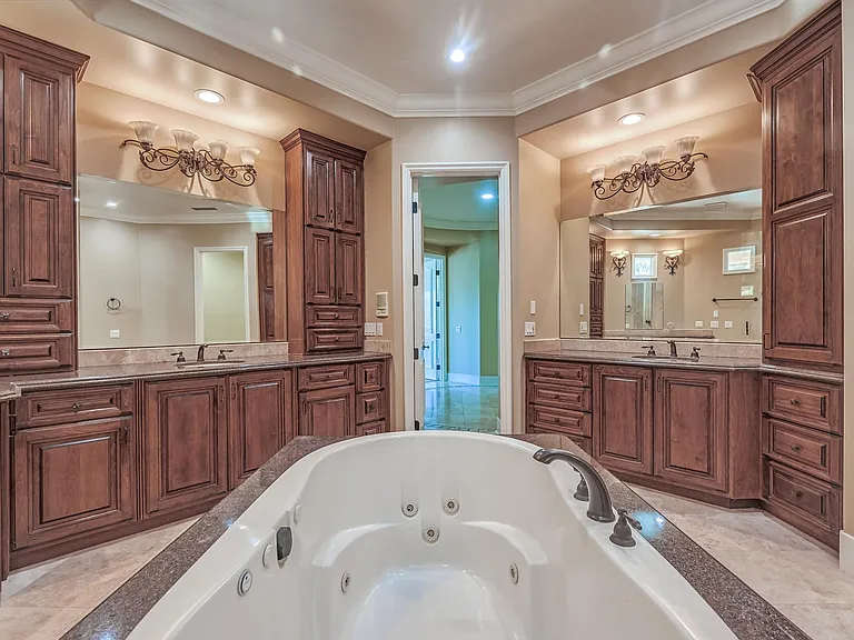 18675 Quail Hill Dr — Photo 31