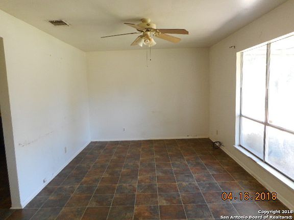 3rd image of 11635 Spring Mont St