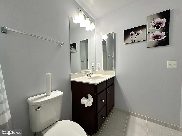 23451 Epperson Sq — Photo 36