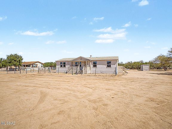 2nd image of 9240 S Honeysuckle Farm Trl