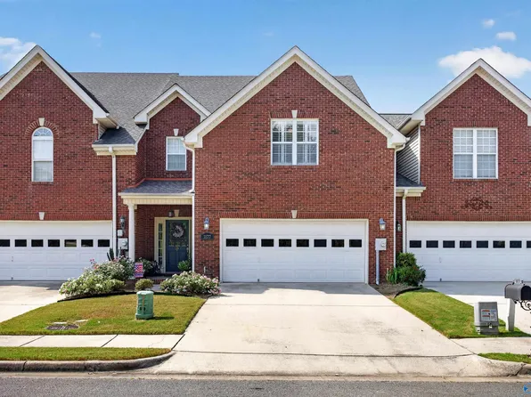 3177 Mallard Point Dr SE, Owens Cross Roads, AL 35763
