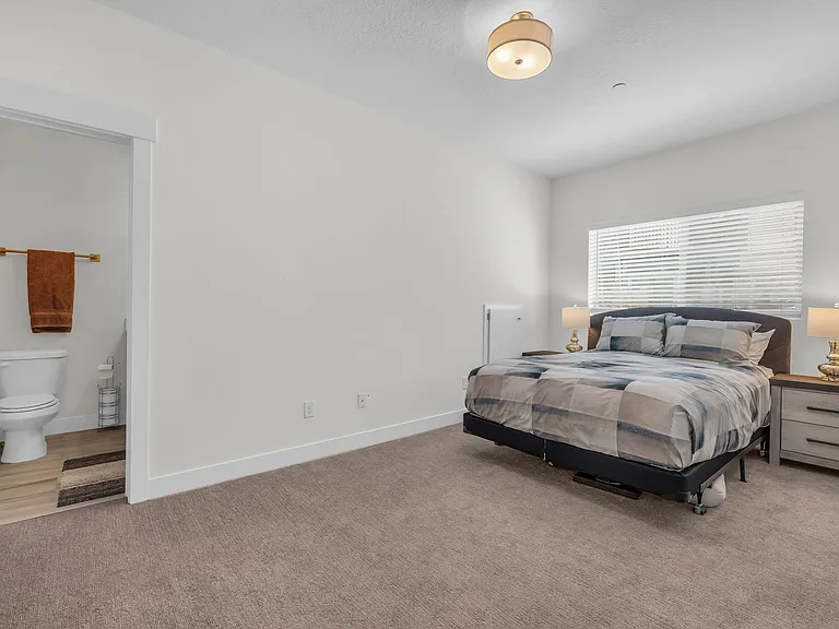3041 Cedar Dr #2 — Photo 9