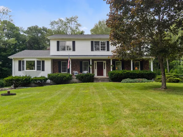 4 Bayberry Lane, New Fairfield, CT 06812