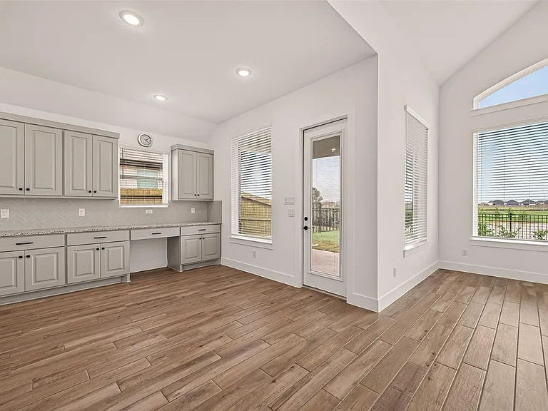 2907 Wild Berry Ct — Photo 24