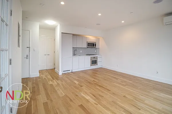 Rented by Next Door Realty NYC | media 35