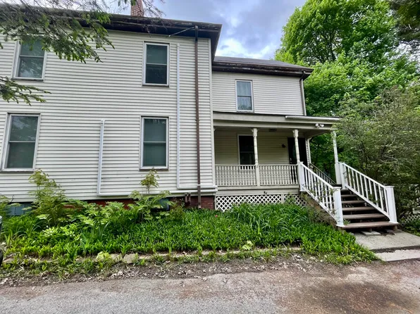 363 Broadway, Bangor, ME 04401